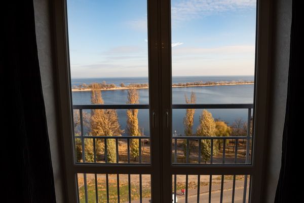 Квартира подобово. Вул. Козацька, 1/2, район Митниця.  Новобудова.