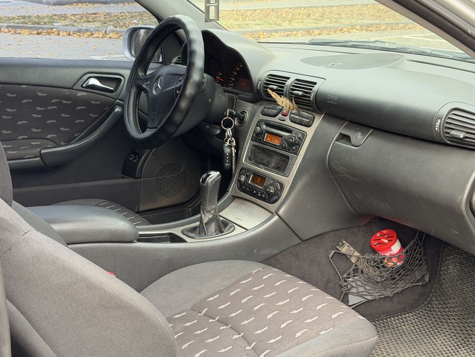 Mercedes-Benz C-Class 2001