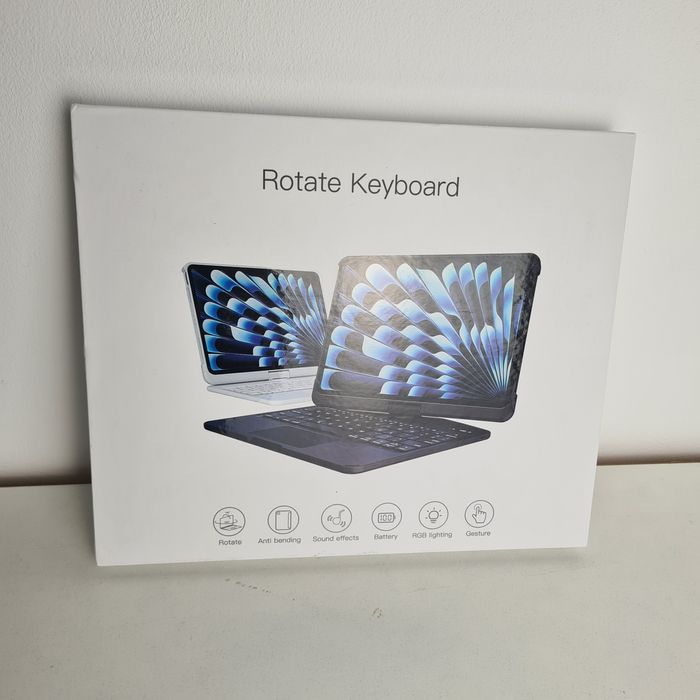 Чохол - клавіатура на Ipad  13" 12.9 з тачпадом та підсвідкою