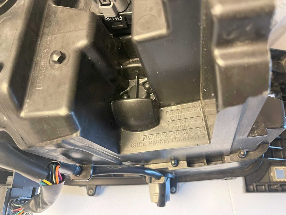 Mazda CX-9 2016- Lampa lewa przód Full Led USA