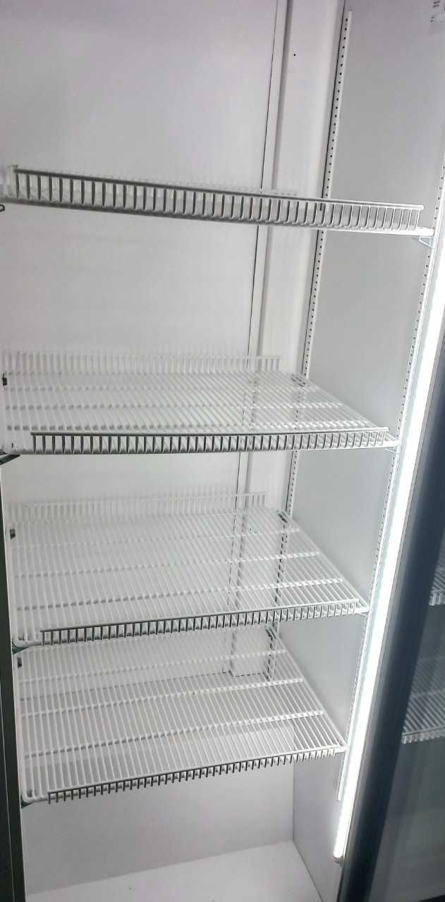 Холодильна шафа-вітрина Ice Stream Dynamic корисний об'єм 625 л. Б/у