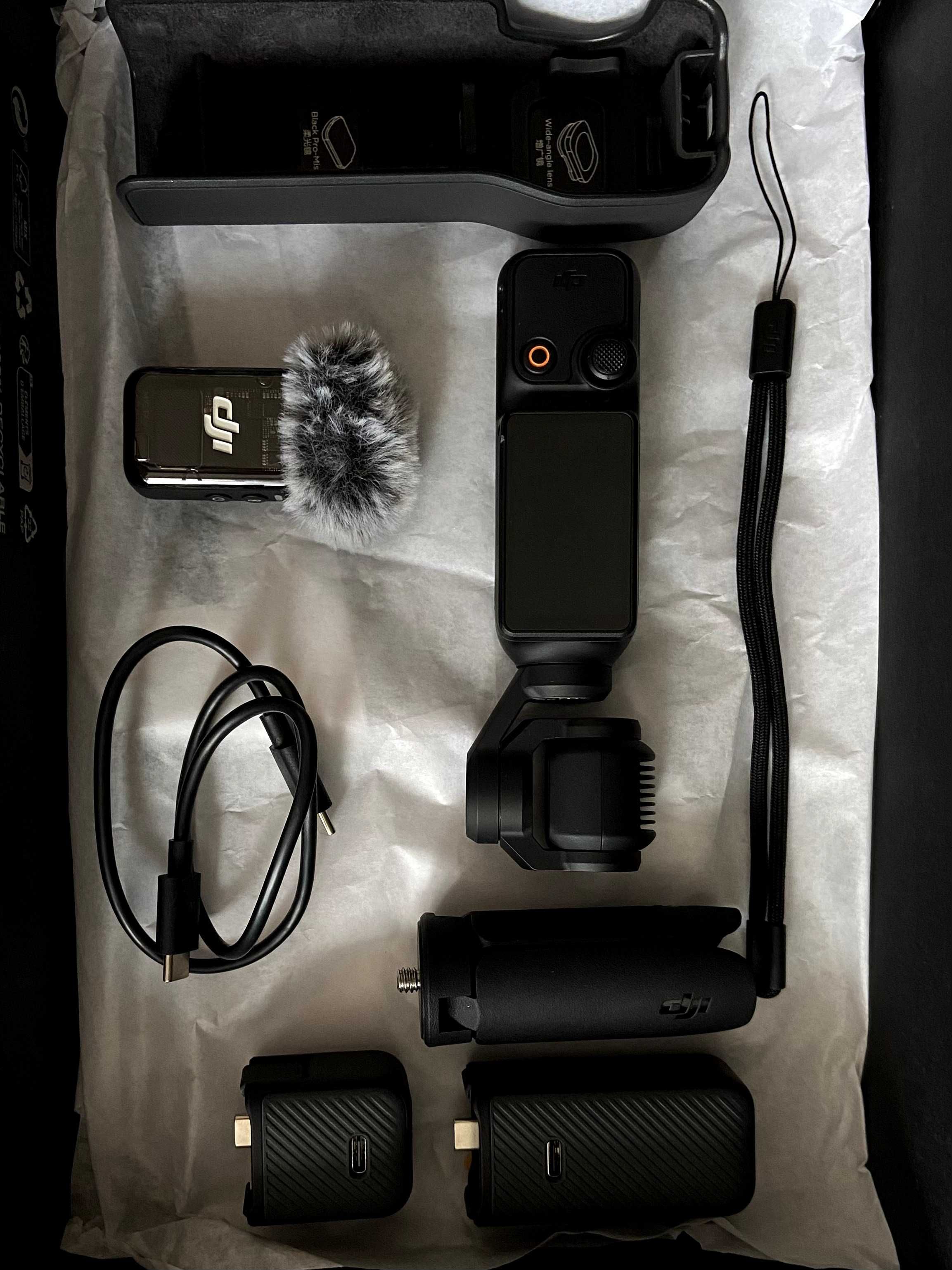 DJI Osmo Pocket 3 Creator Combo