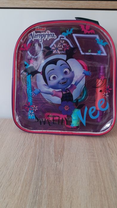 Nowy przedszkolny plecak Vampirina+ciastolina +3