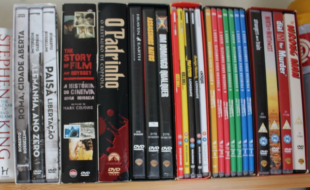 Boxset directed by Quentin Tarantino/cappola/mark cousin/rossellini/..