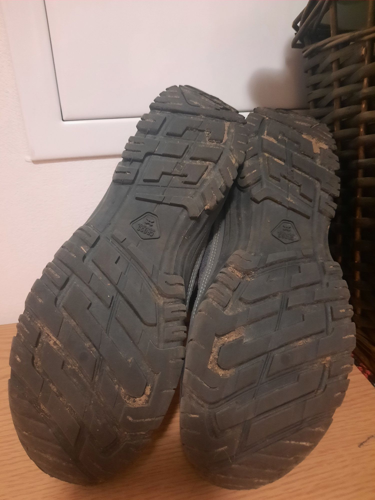 Buty trapery quechua rozmiarze 38