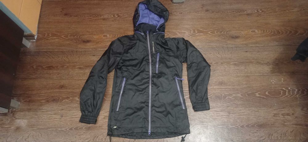 Kurtka 4F S damska wiatrówka do biegania