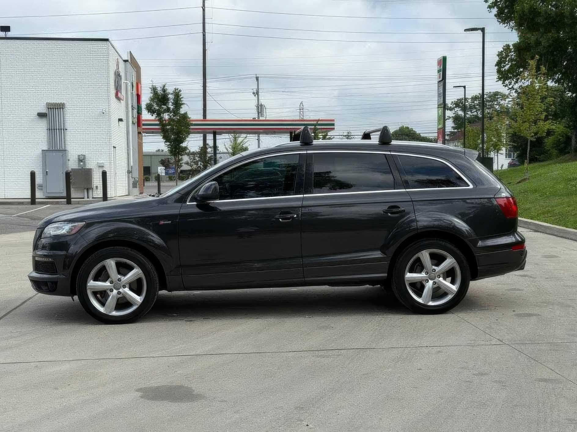 2014 Audi Q7  quattro S-Line Prestige