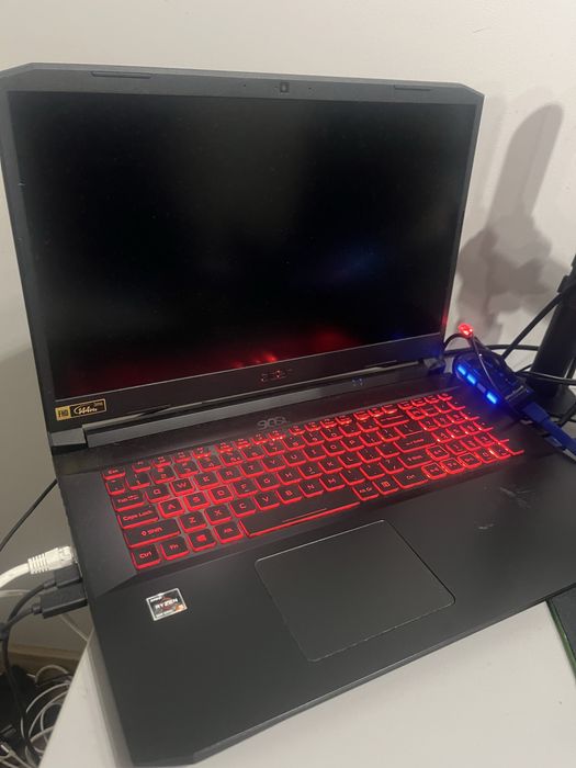 Laptop ACER Nitro 5 rtx 3050ti ryzen 5  17.3" IPS 144Hz