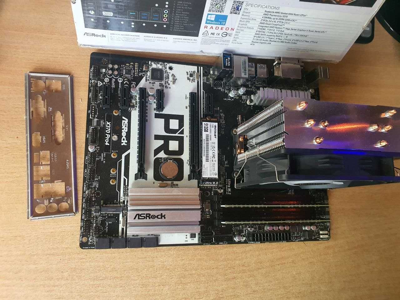 Матер плата AM4 ASRock X370 Pro4 с Ryzen 5 5600 и кулер.