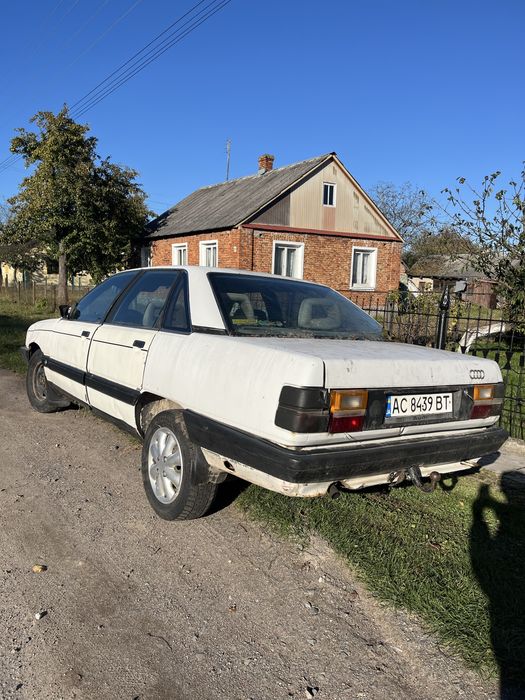 Продається Ауді 100