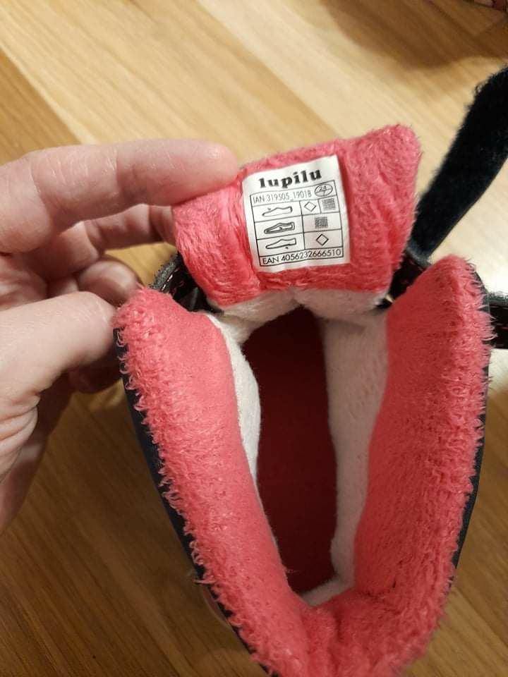 Buty zimowe dla dziewczynki rozm 24