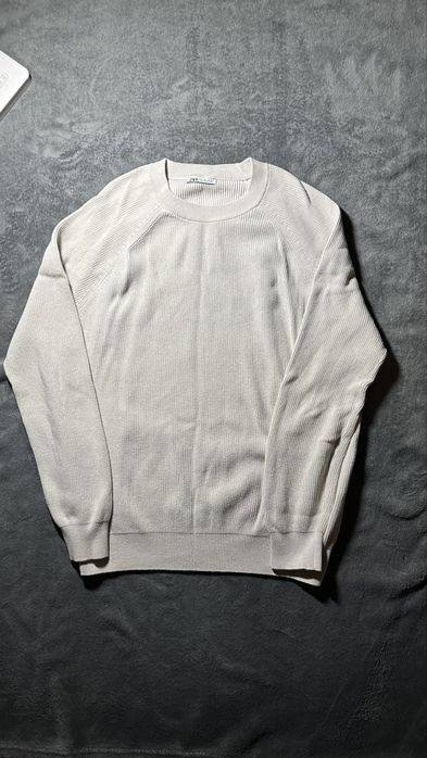 Zara beżowy sweter