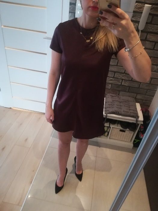 sukienka bordowa woskowana z kieszeniami z zamkiem z tyłu Mohito XS