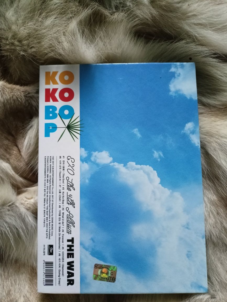 EXO The war album