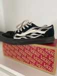 Tennis Vans pretos e prata