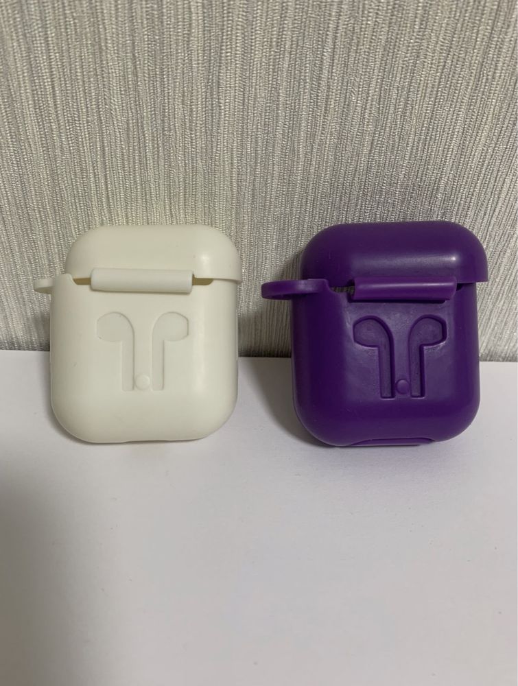 Чехлы для AirPods/AirPods 2