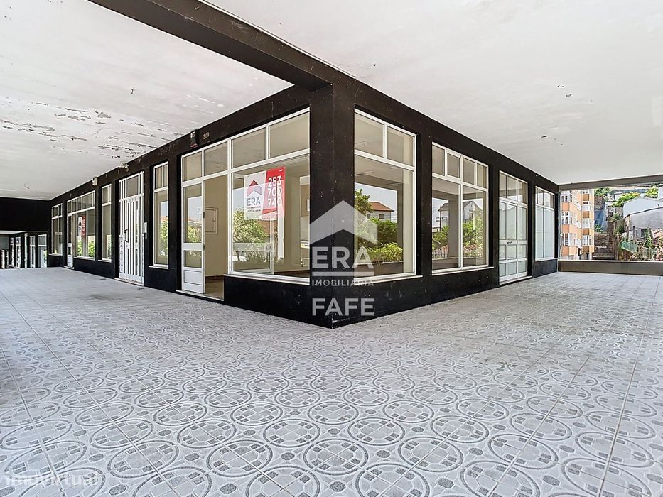 Loja com 193m2 em Fafe