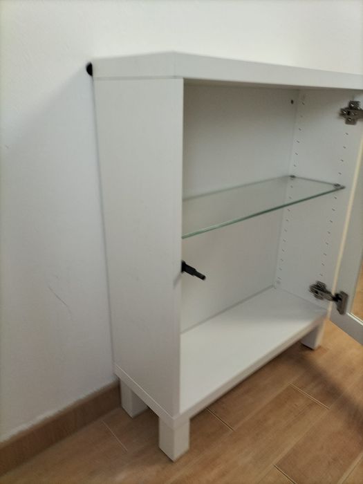 Móvel sala (cristaleira) IKEA Besta