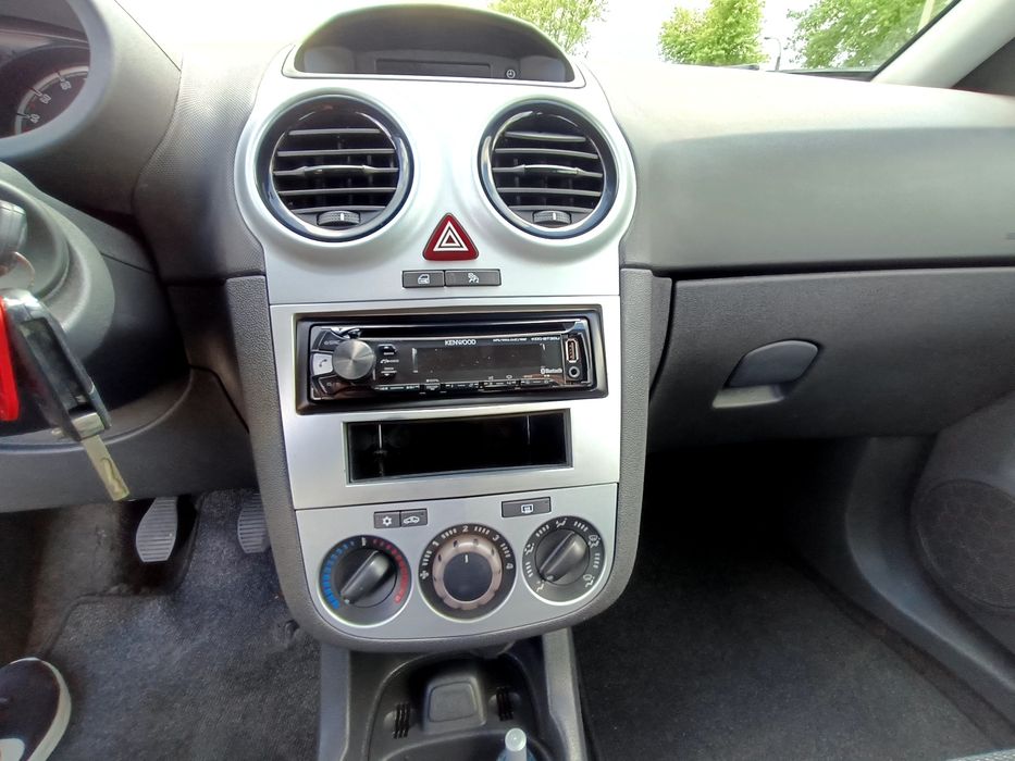 Corsa , sprowadzony opłacony Polecam