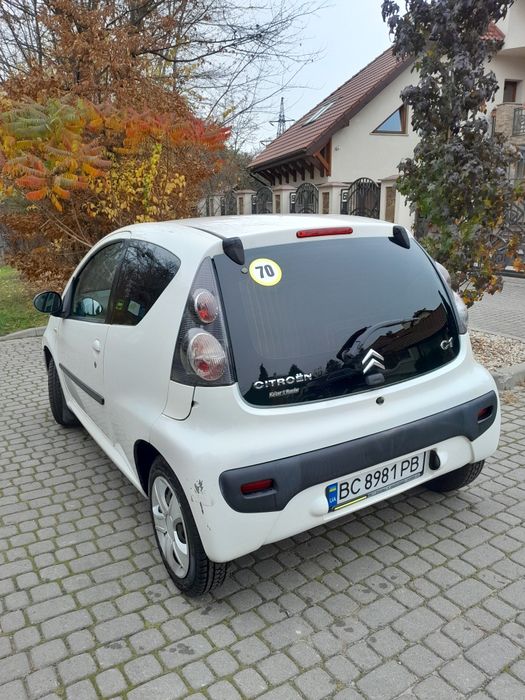 Продам Citroen c1 2010
