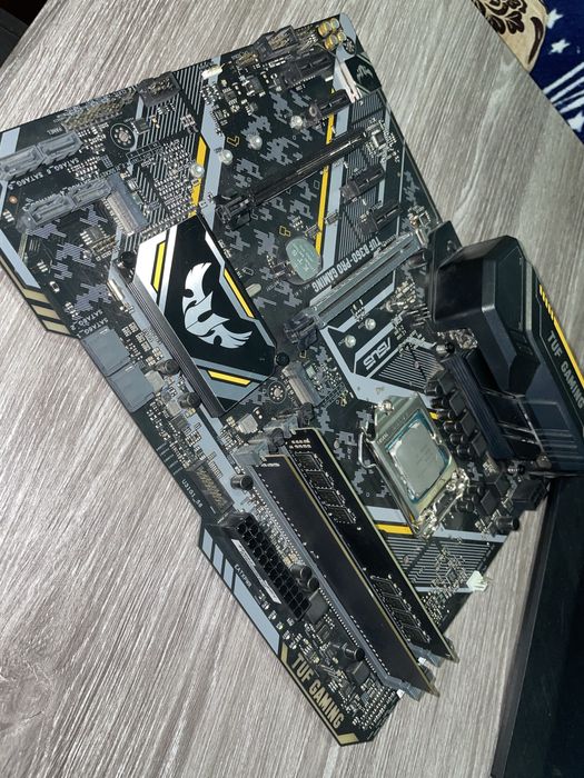 Комплект: ASUS TUF B360-PRO GAMING + Intel Core i5-8400 + 16GB DDR4