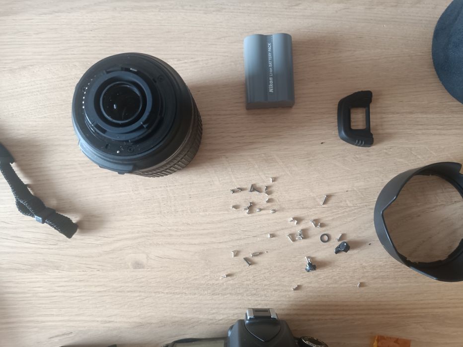 Obiektyw nikon nikkor dx 18-105 vr + aparat