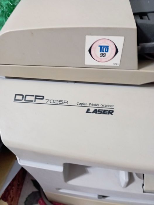 DCP 7025R Laser принтер сканер
