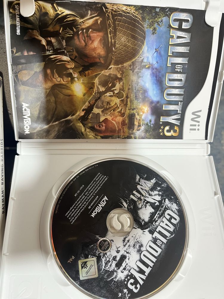 Rayman Raving Rabbids/Call of Duty3