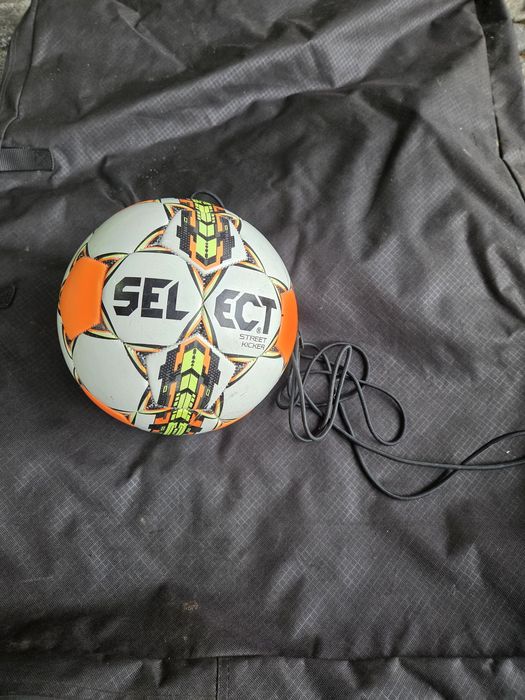 Piłka na sznurku Select