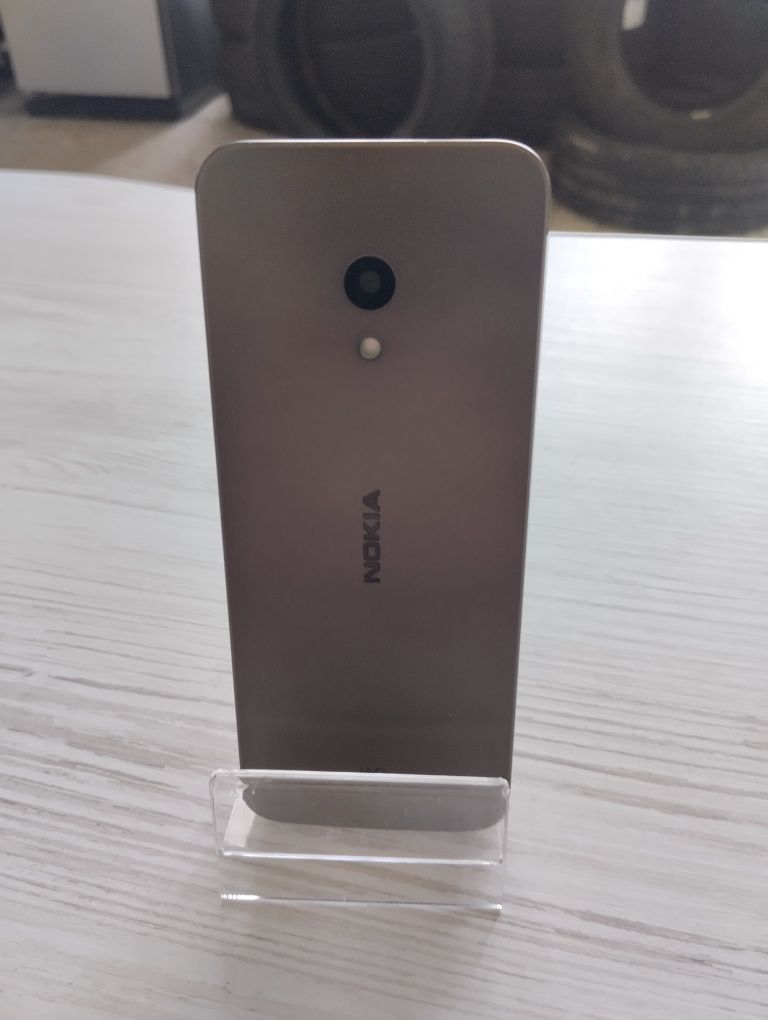 Телефон Nokia 235 4G