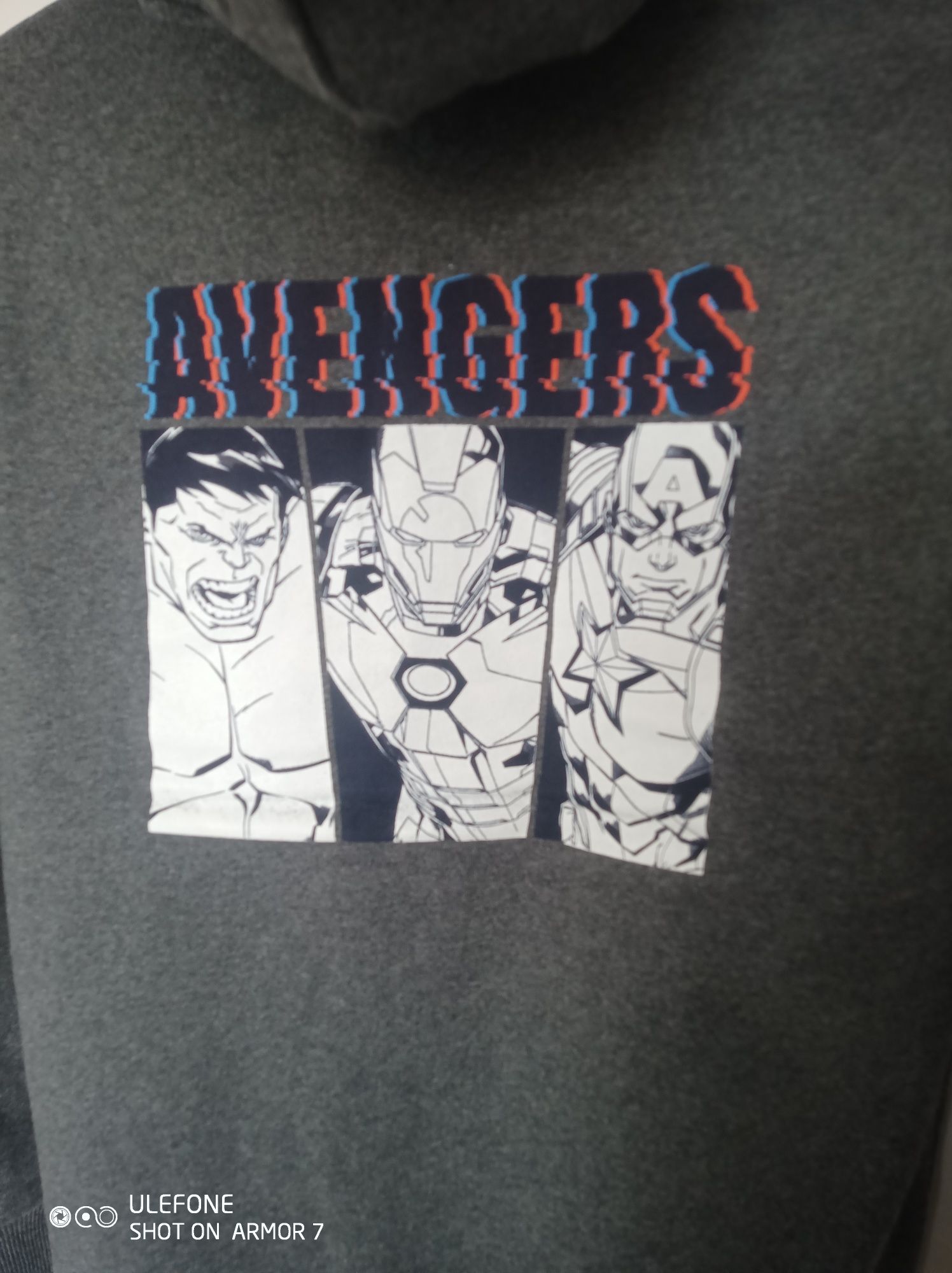 Bluza Avengers rozmiar 140
