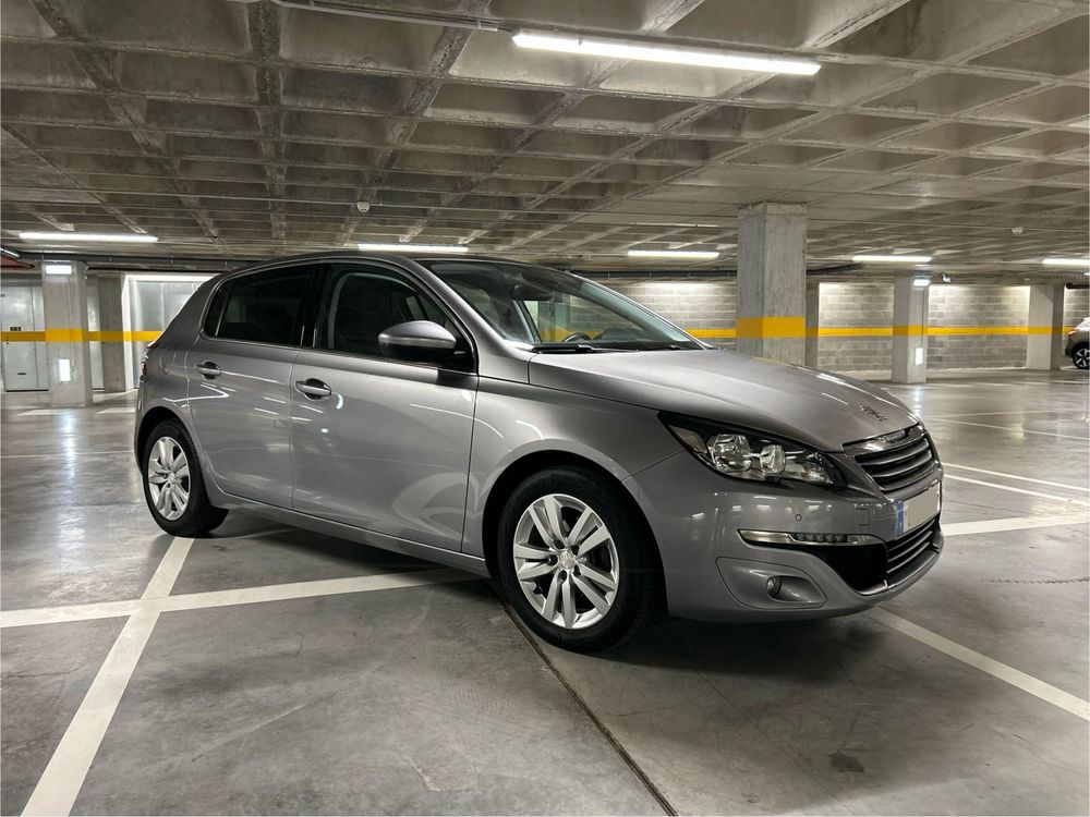 Peugeot 308 1.2 e-THP Active | Livro de Revisoes completo