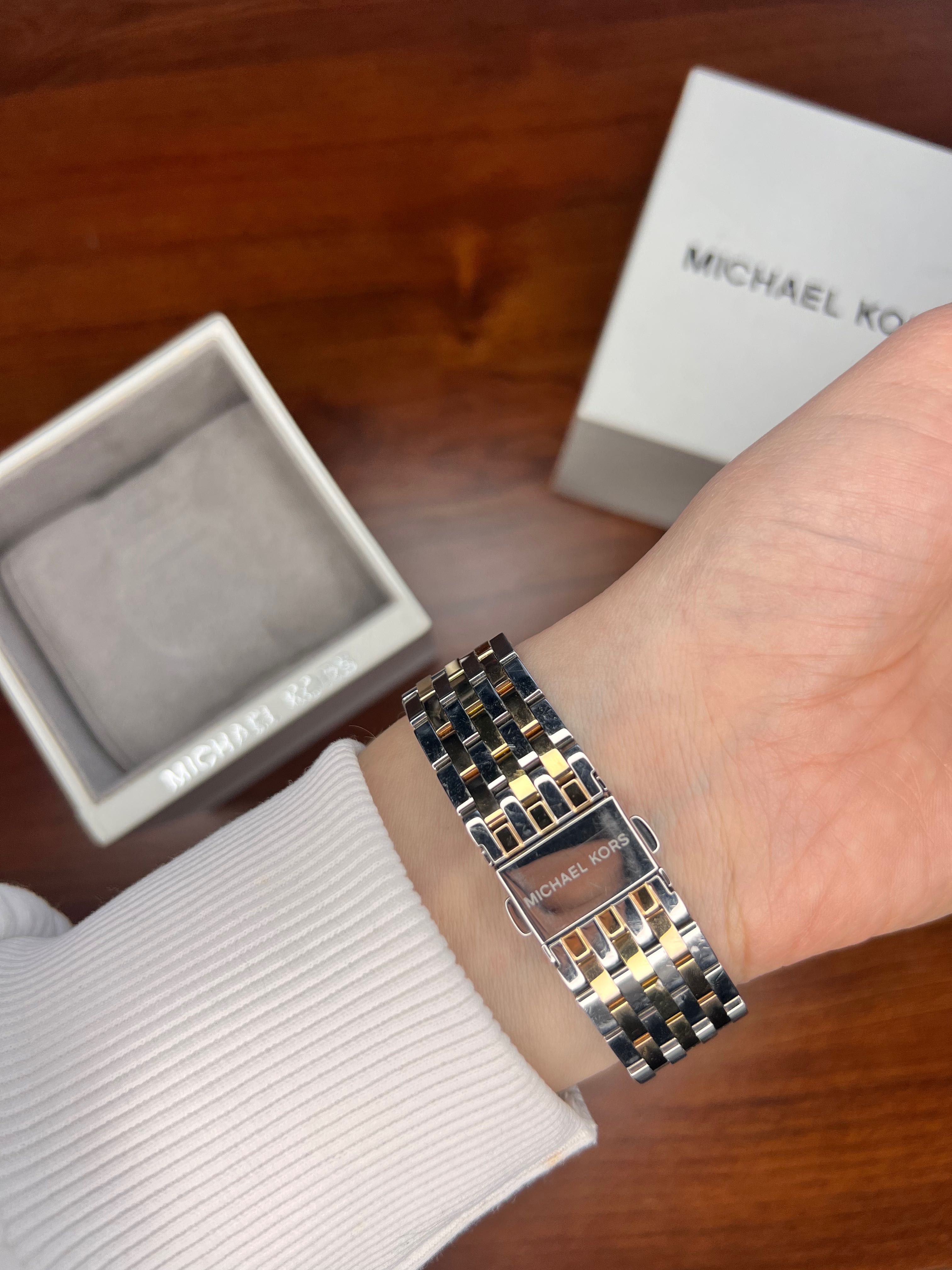 Piękny Zegarek damski Michael Kors
