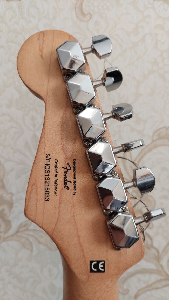 Гітара "SQUIER BULLET Strat Fender"