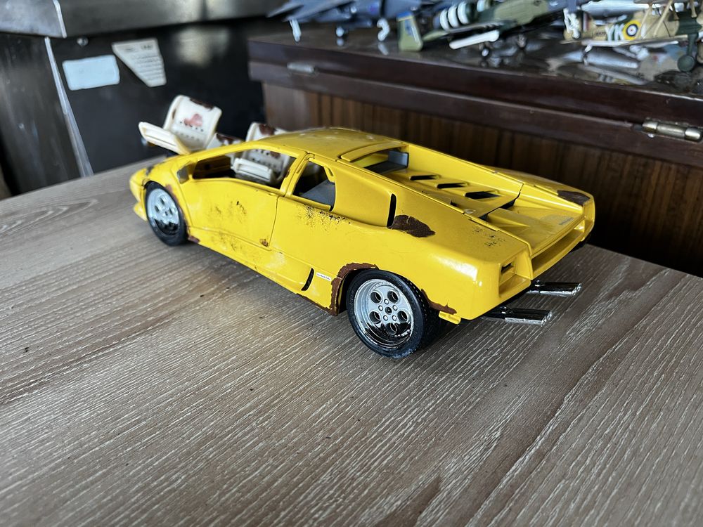 Złom modelarski 1:18 1:24