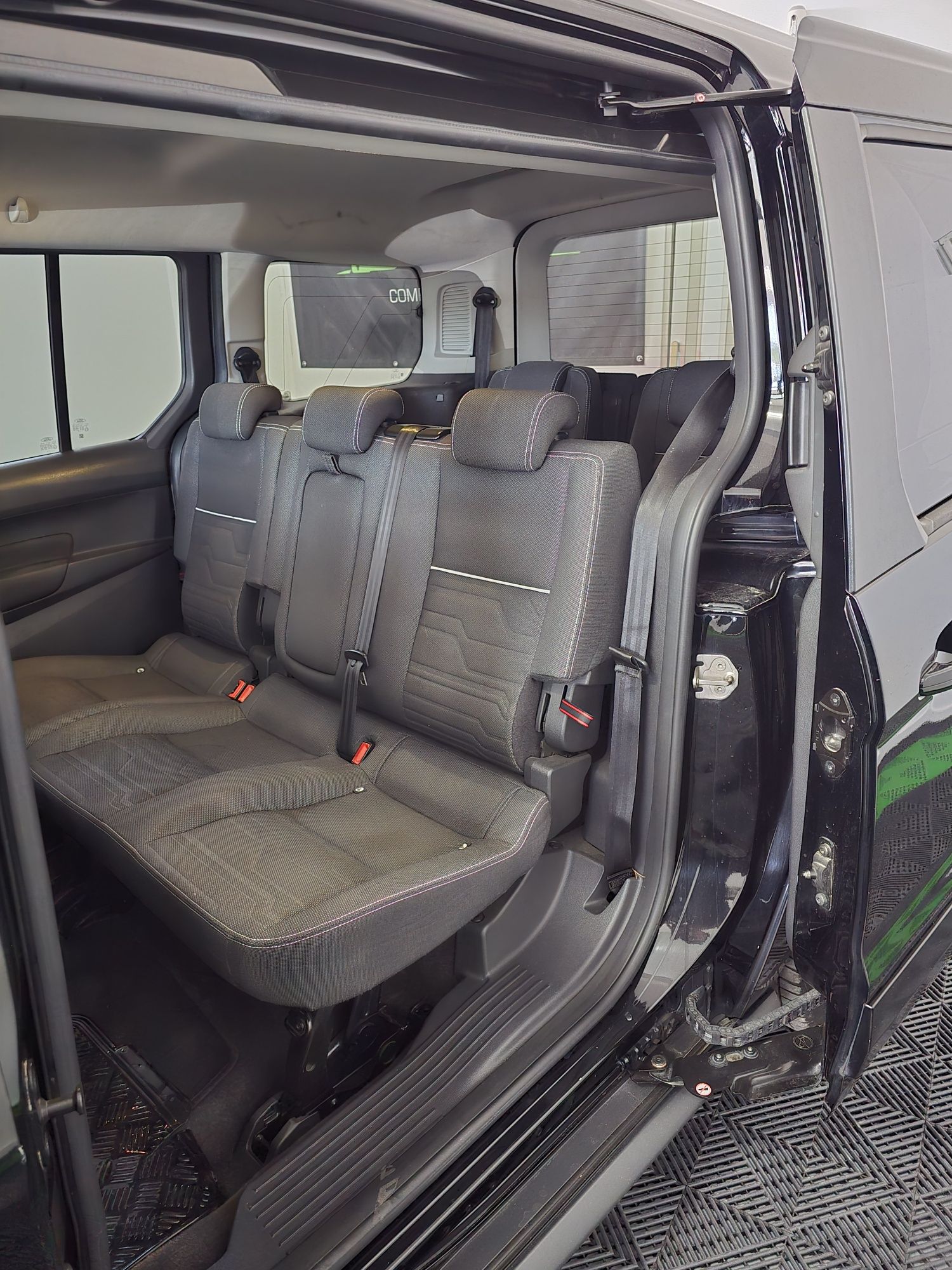 FORD TOURNEO CONNECT 7 lugares