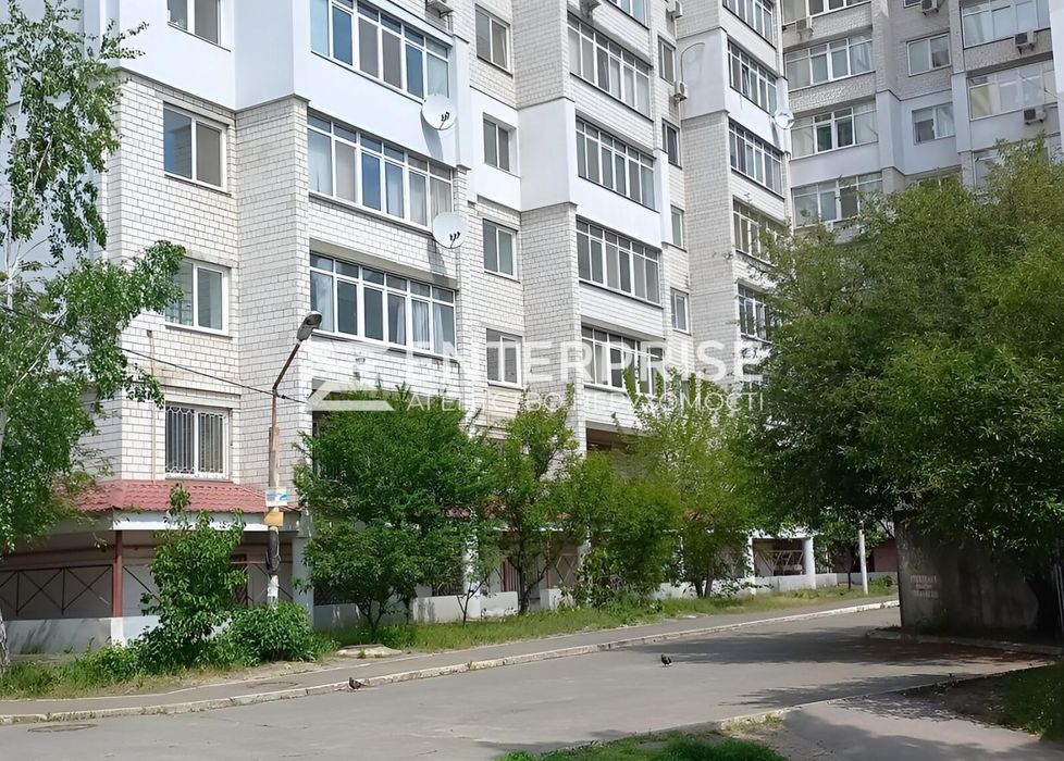 Продаж 2к квартири 75 кв. м.  ул. Пономарьва, 6А Коцюбиньке