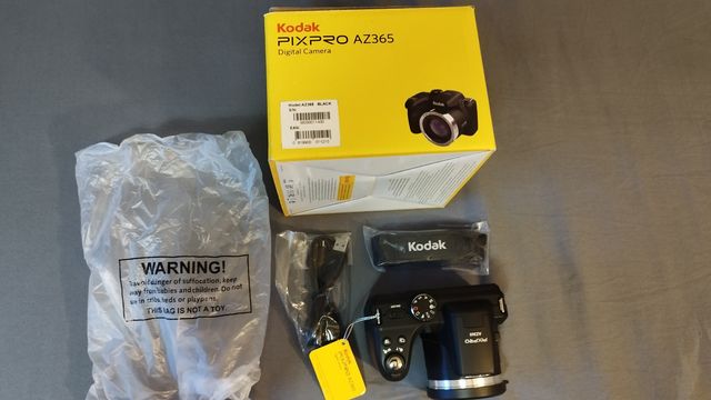 Aparat pixpro  AZ 365