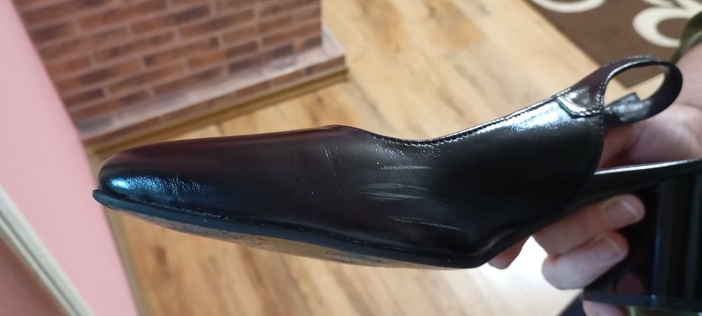 Натуральна шкіра,42р. 27см