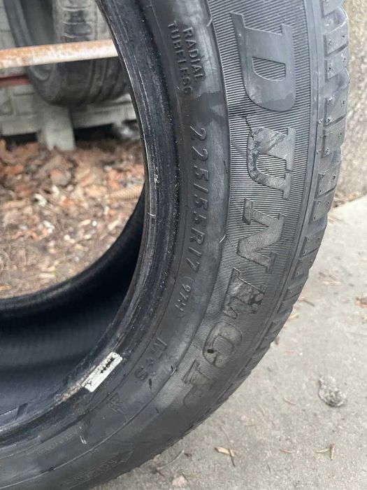 Шини 225/55r17 Dunlop комплект зима