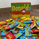Жувальна гумка дональд Donald Bubble Gum 100 шт Асорті жувачка