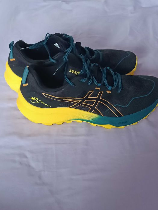 Кросівки чоловічі ASICS, розмір 42, устілка 28 см