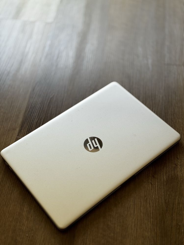 Notebook hp 15” touch screen 8gb ram , core i3