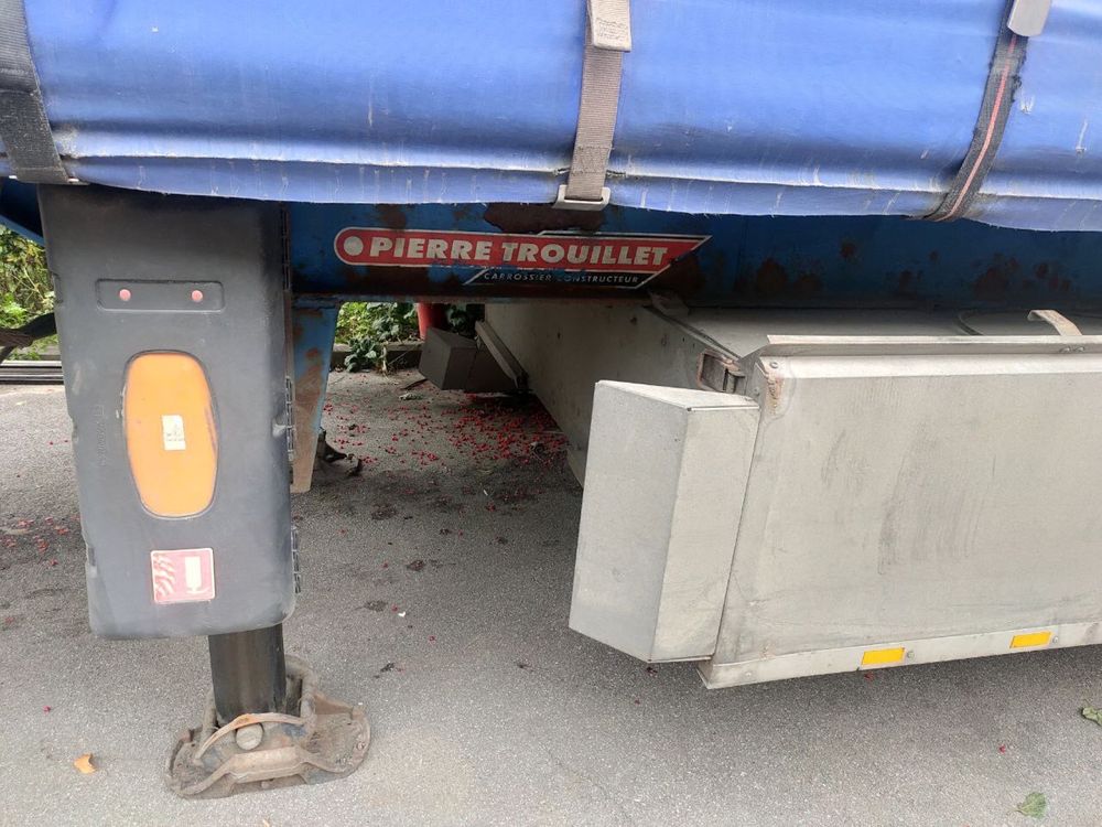 Напівпричіп Trouillet