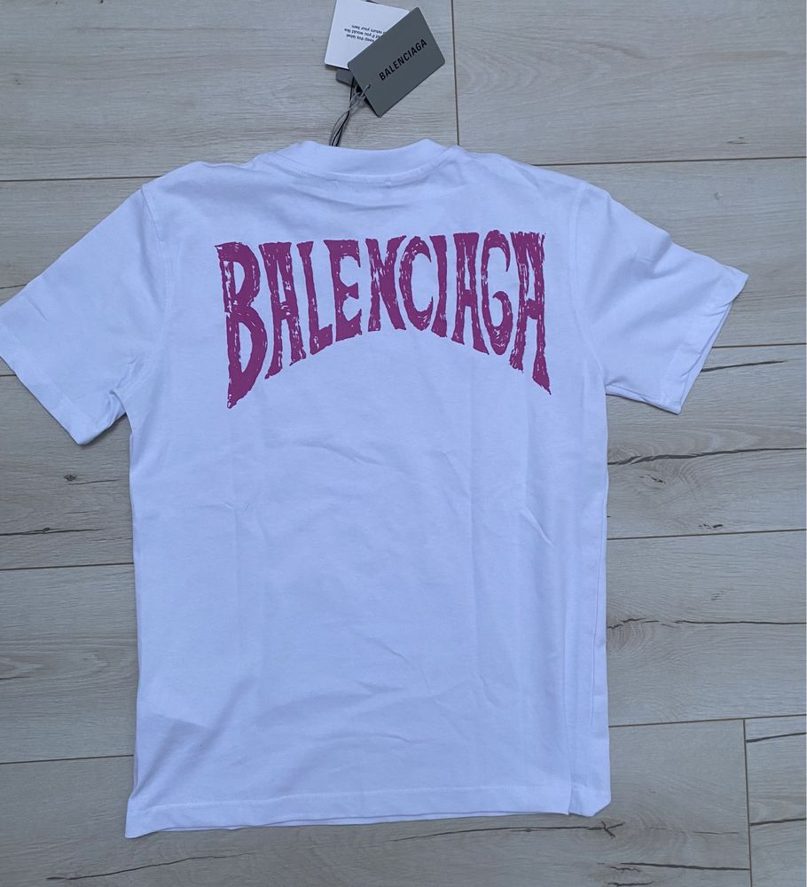 T-shirt oversize nowy z metka S Balenciaga