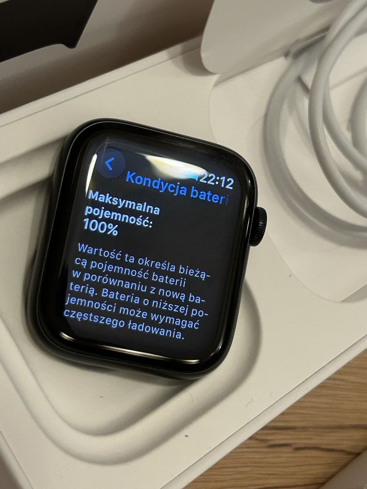 j. NOWY Apple Watch SE 2gen GPS 44mm koperta z aluminium A2723 MRE93QP