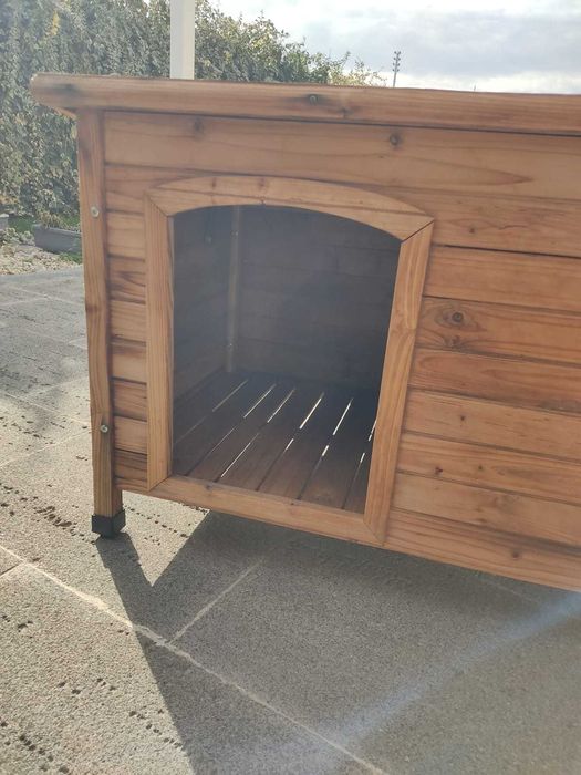 Casota de cão, em madeira