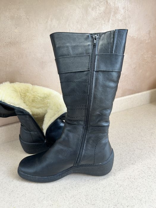 Чоботи жіночі на хутрі,шкіряні