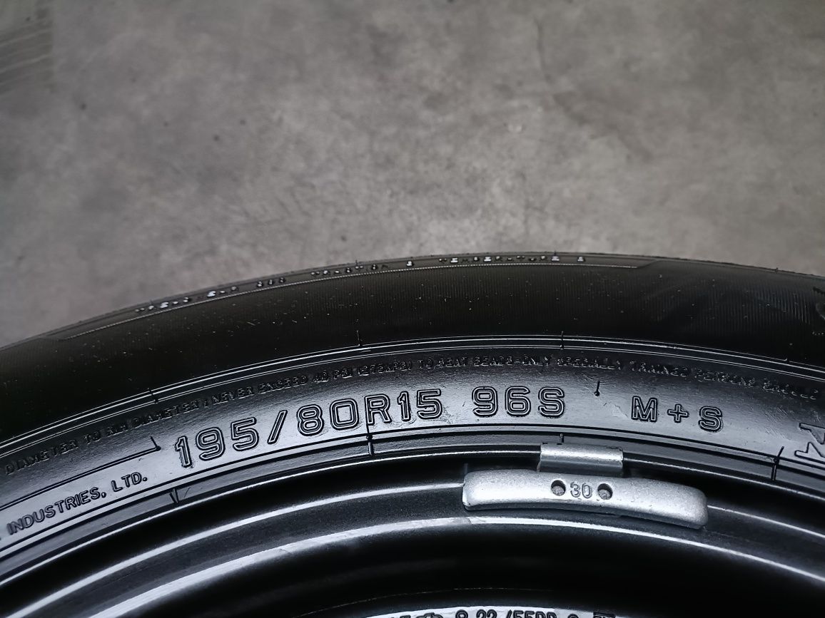 Opony letnie Dunlop AT20 GRANDTREK 195/80R15 96S
