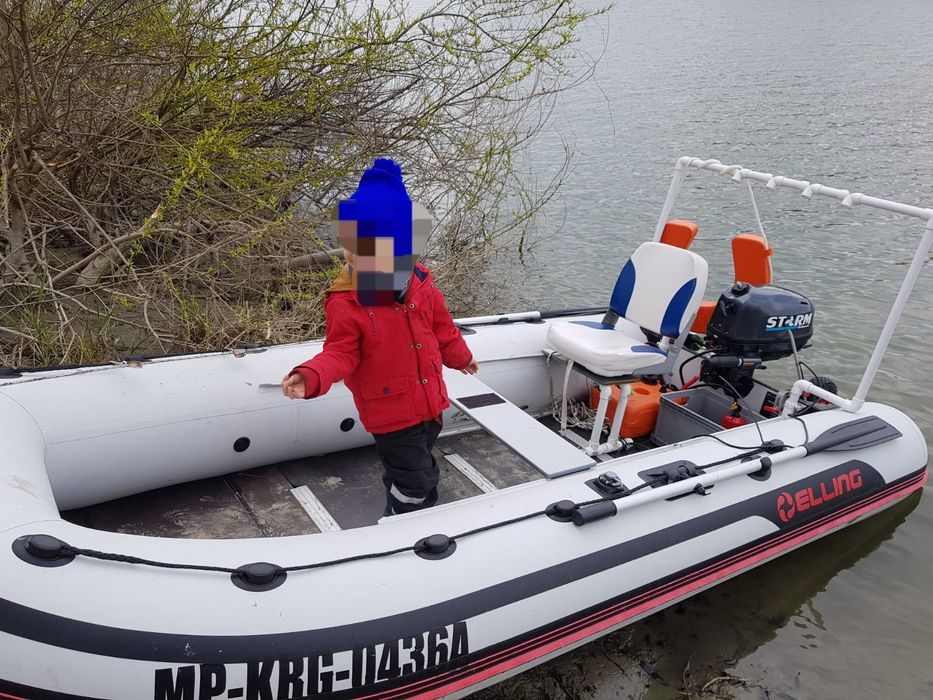 Ponton Elling pilot 370 kil twardapodloga, bardzo dobry stan + dodatki